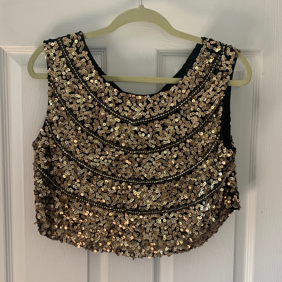 Gold Sequin Crop tank - Picture 2 of 4
